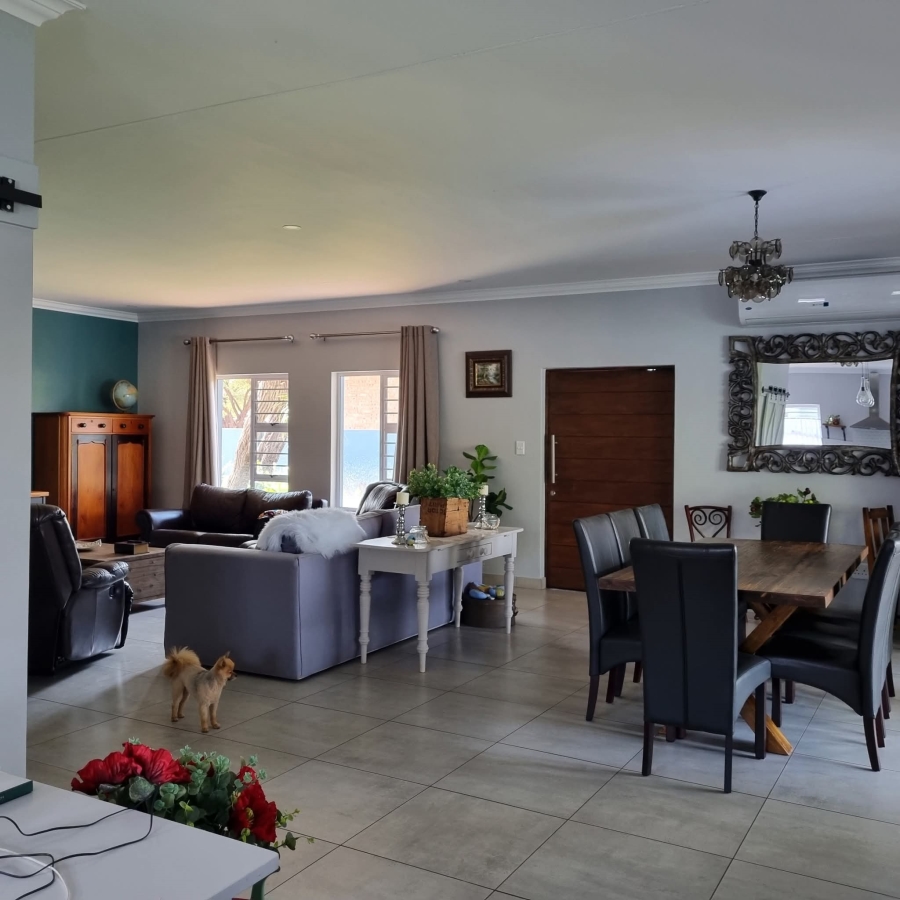 6 Bedroom Property for Sale in Kathu Northern Cape